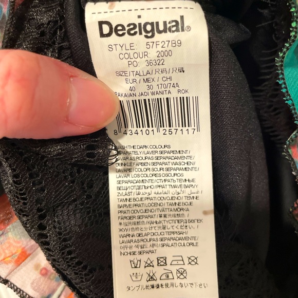 Desigual Pleated Hutton Skirt with Lace - LIKE NEW - Picture 6 of 11